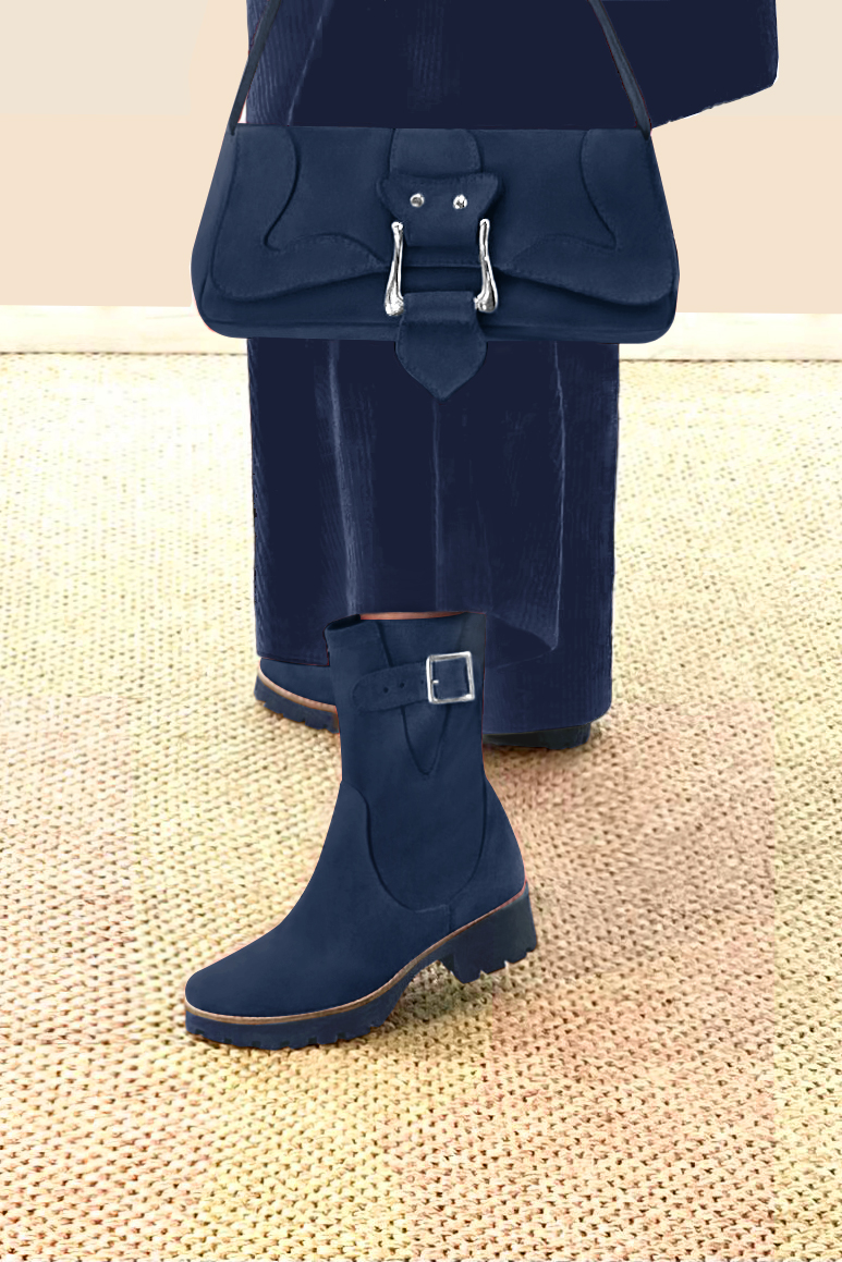 Navy blue women's ankle boots with buckles on the sides. Round toe. Low rubber soles. Top view - Florence KOOIJMAN